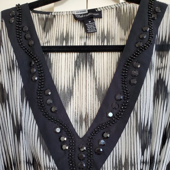 Woman's Maxi Kaftan Black & Off-white pattern, size Medium - Picture 2 of 6